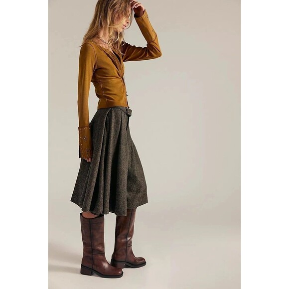 Free People We The Free Night Belle Cuff Cropped Blouse Top Studded XS 284324 - Picture 4 of 12